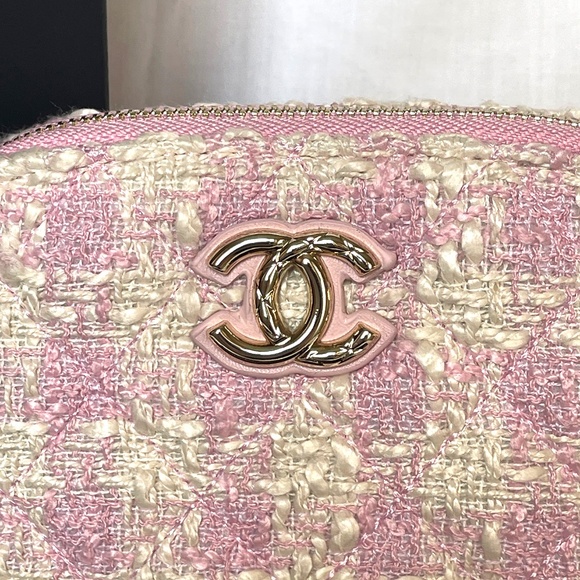 NEW CC Pink Tweed Mini with Box & Dust Bag Chain - Picture 3 of 10